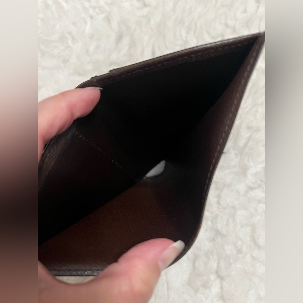 Louis Vuitton Damiere ebene short  Wallet - Picture 16 of 16